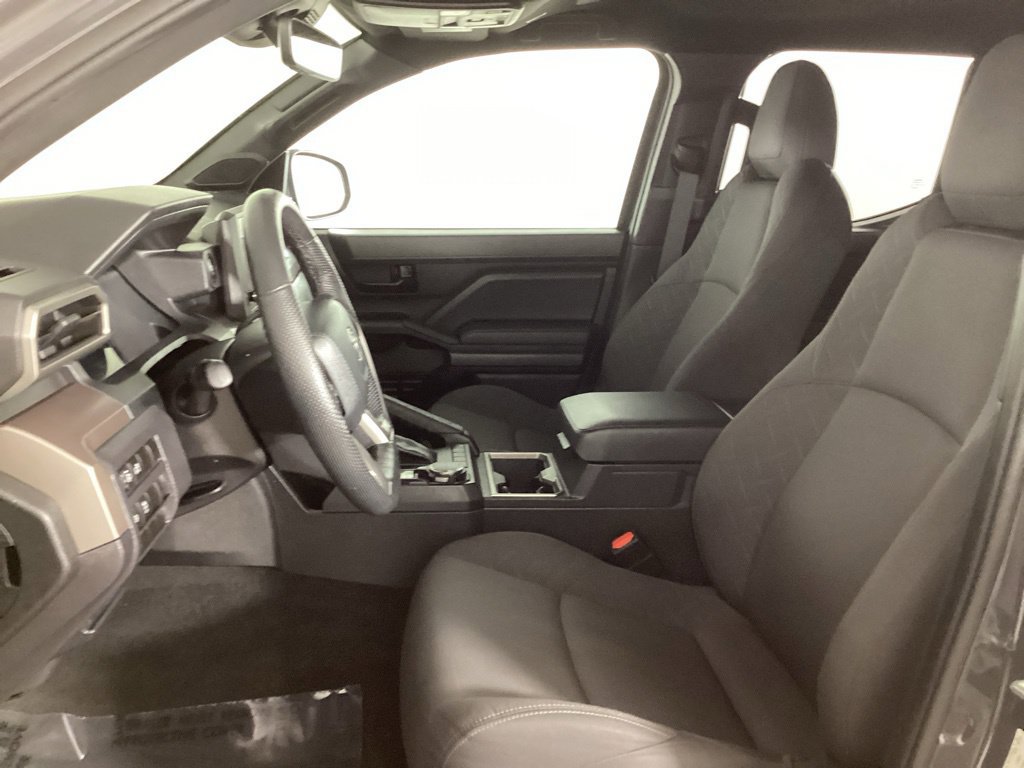 Used 2024 Toyota Tacoma SR5 AWD/4WD image 11
