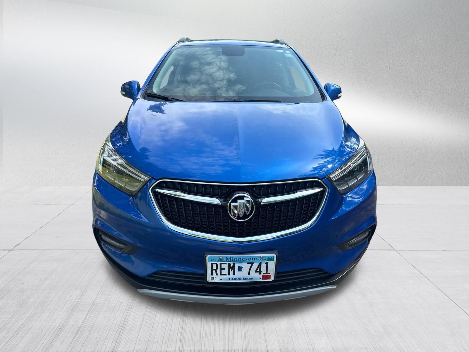 Used 2017 Buick Encore Essence w/ Experience Buick Package AWD/4WD image 2