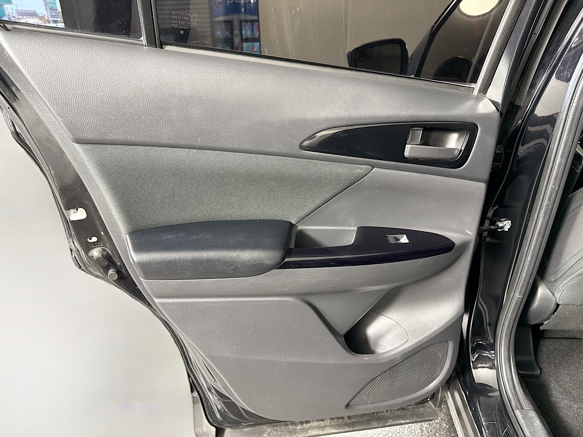 Used 2024 Mitsubishi Eclipse Cross Black Edition image 26