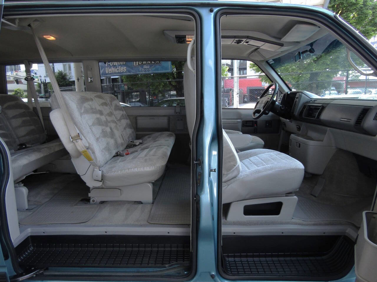 Used 1995 GMC Safari Passenger image 20