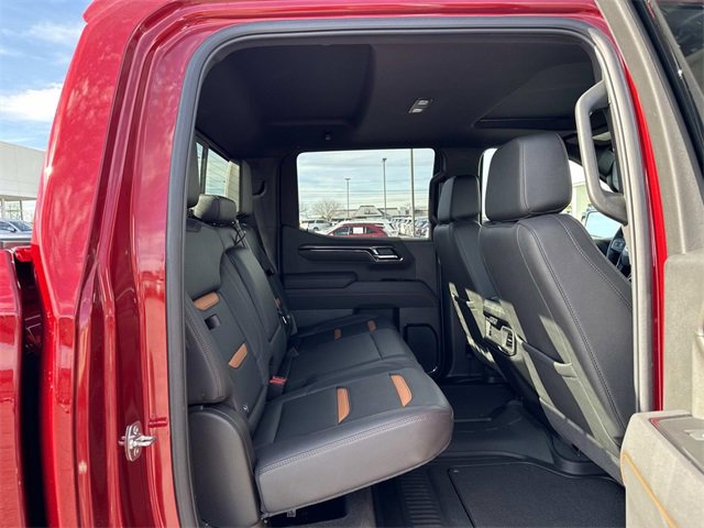 Used 2025 GMC Sierra 1500 AT4 w/ AT4 Premium Package image 15