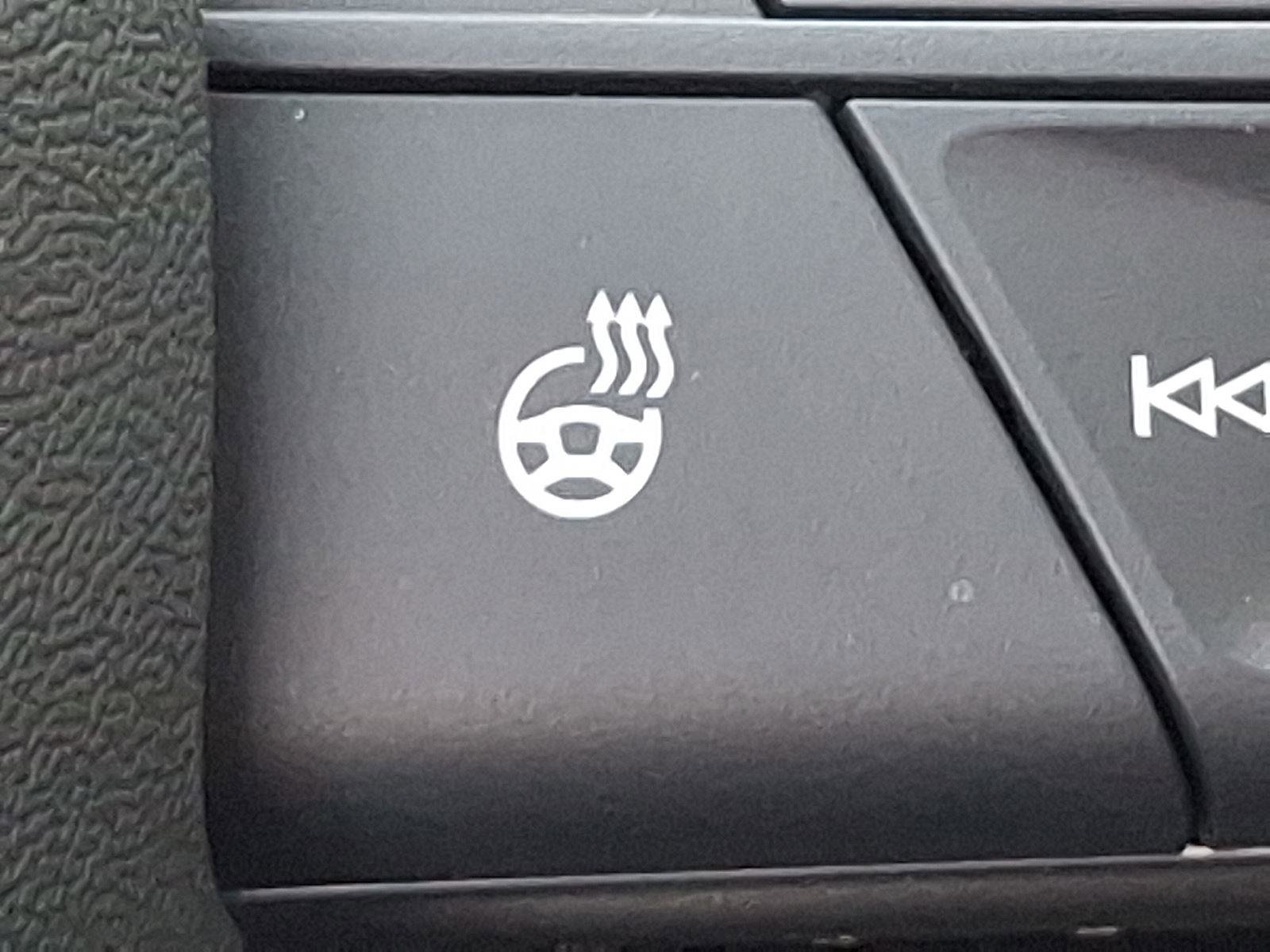 Certified 2025 Audi Q5 2.0T Premium image 26