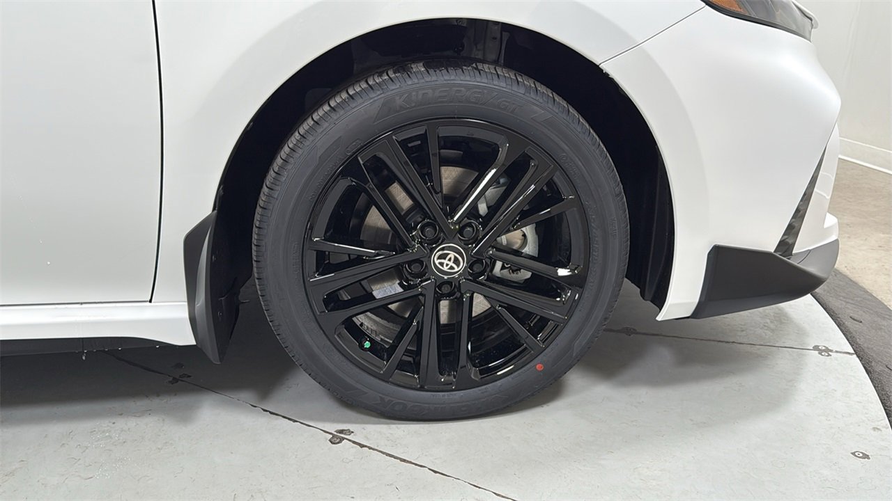 New 2026 Toyota Camry SE image 21