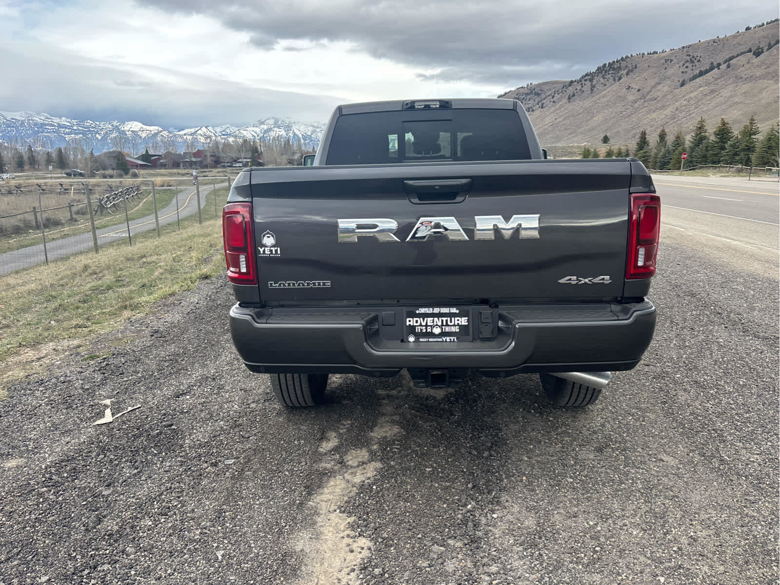 New 2025 RAM 3500 Laramie image 24