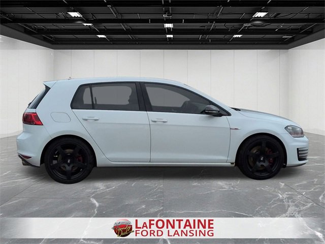 Used 2016 Volkswagen Golf S image 7