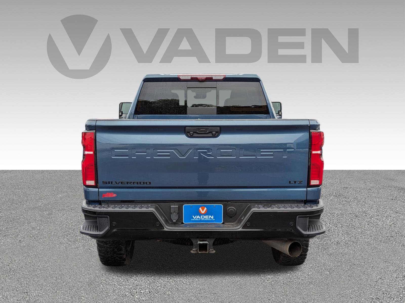 Used 2025 Chevrolet Silverado 2500 LTZ w/ LTZ Plus Package image 25