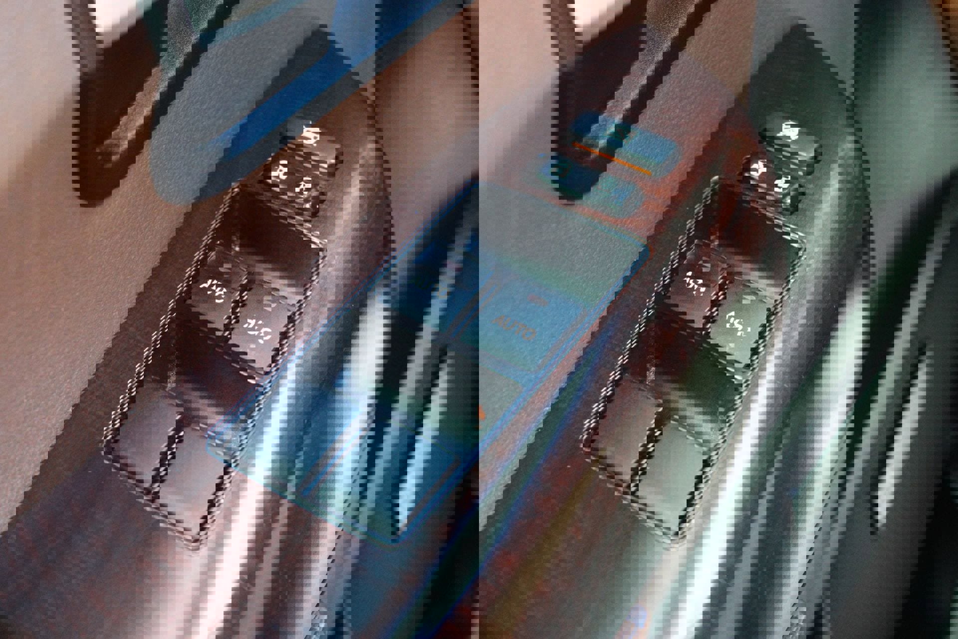 Used 2016 Toyota Sequoia Platinum image 17