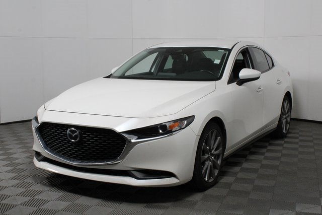 Used 2022 MAZDA MAZDA3 s image 3
