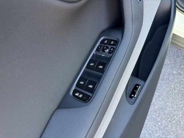 Used 2024 Polestar Polestar 2 AWD/4WD image 11