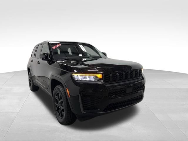 New 2026 Jeep Grand Cherokee Altitude AWD/4WD image 4