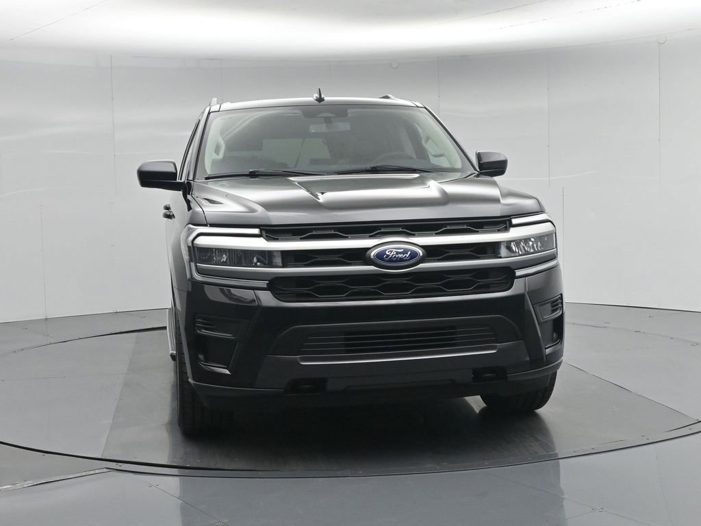 Used 2023 Ford Expedition XLT image 59
