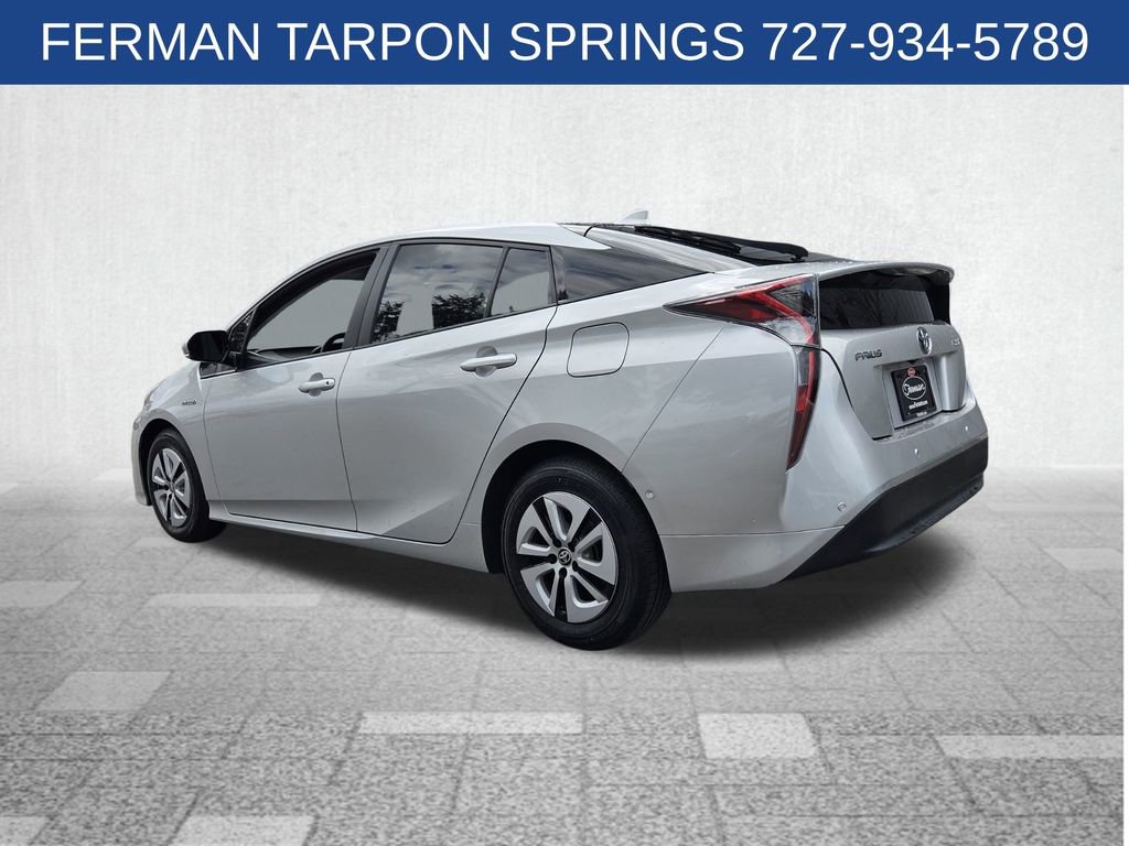 Used 2018 Toyota Prius Four Touring image 5
