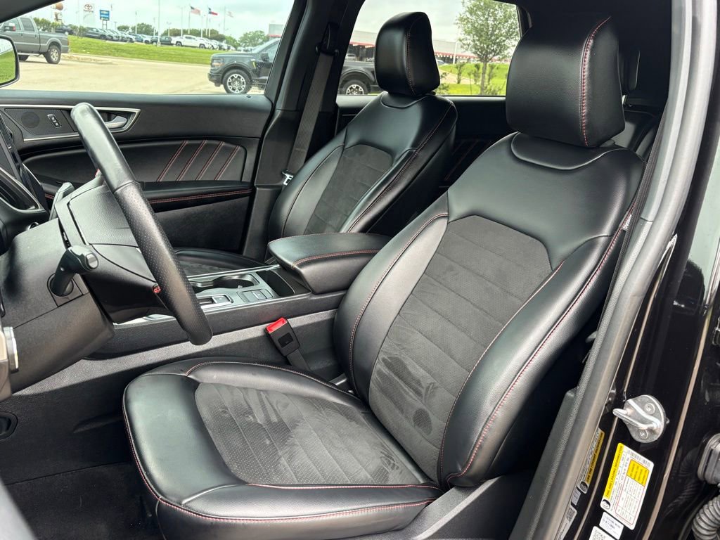 Used 2024 Ford Edge ST-Line AWD/4WD image 13