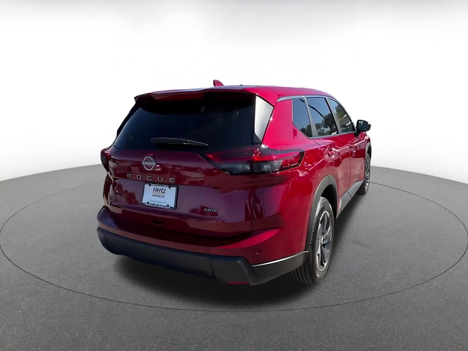 Used 2025 Nissan Rogue SV AWD/4WD image 14