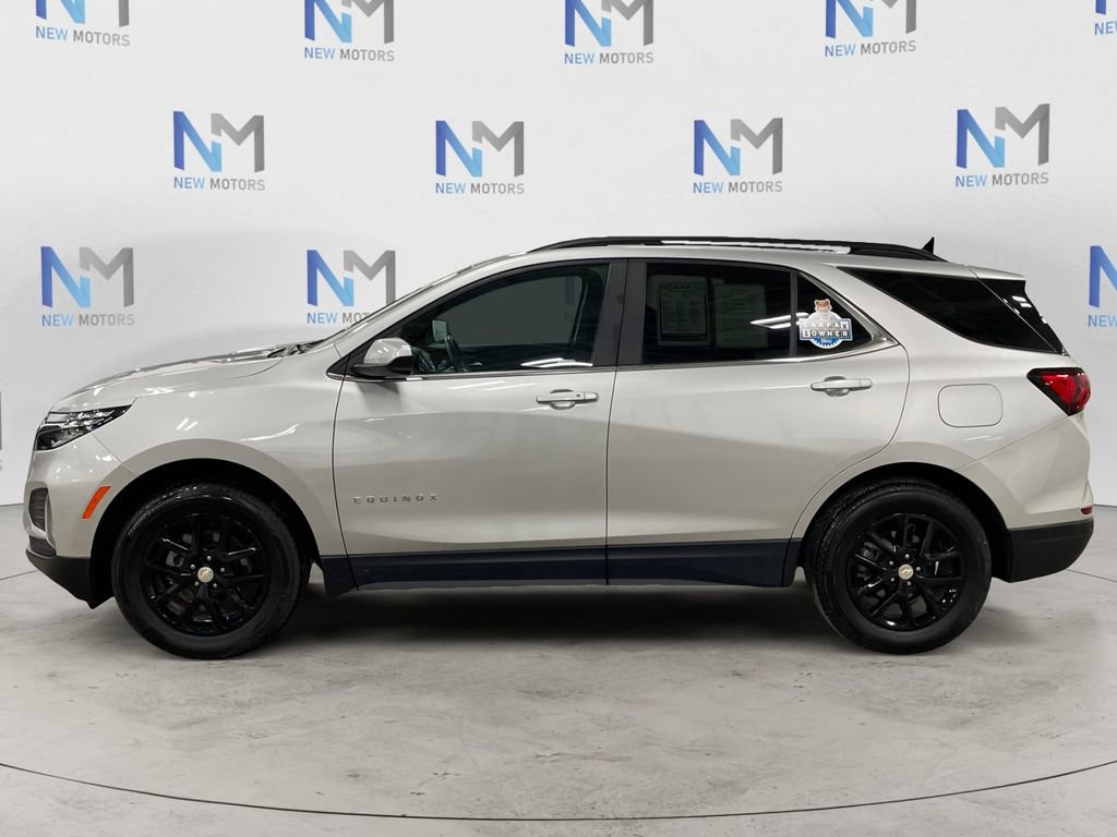 Used 2022 Chevrolet Equinox LT image 2