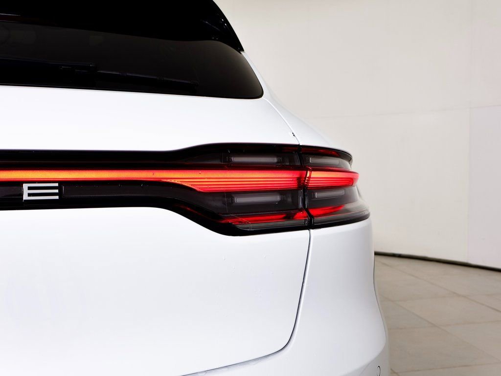 New 2026 Porsche Macan S image 11