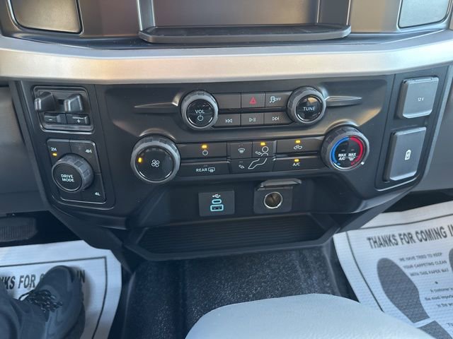 New 2026 Ford F350 XL w/ XL Chrome Package image 19