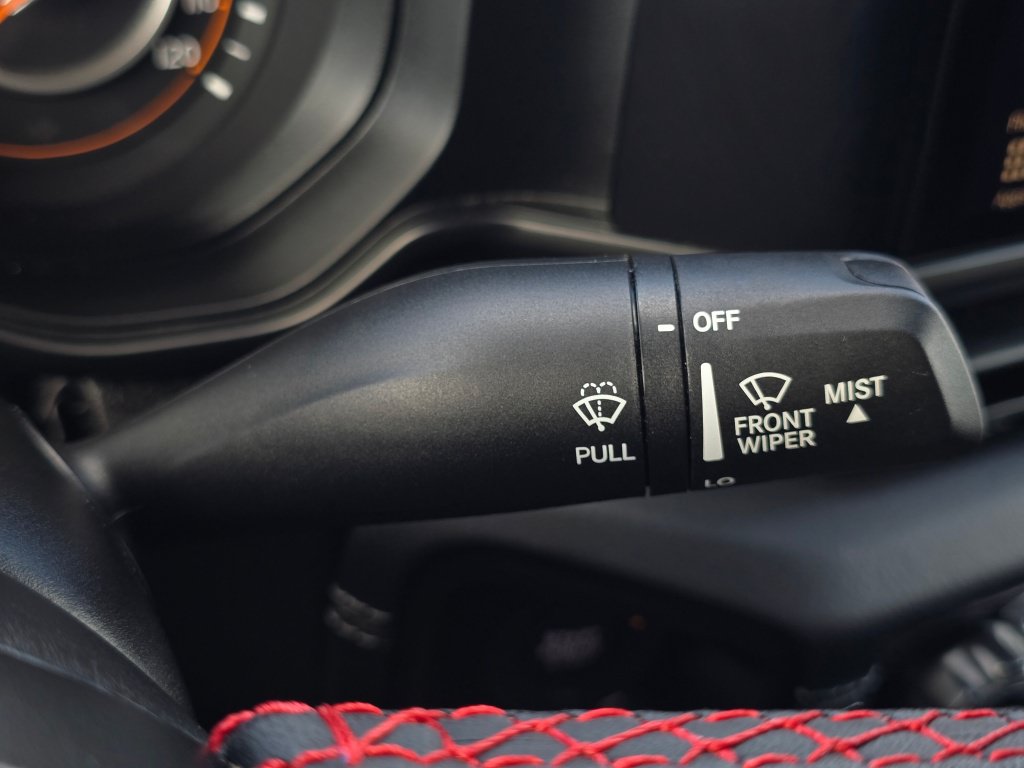 Used 2024 Jeep Gladiator Rubicon AWD/4WD image 43