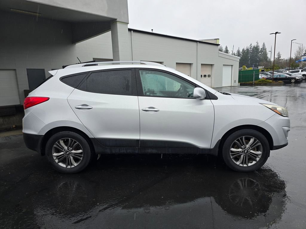 Used 2014 Hyundai Tucson SE image 3