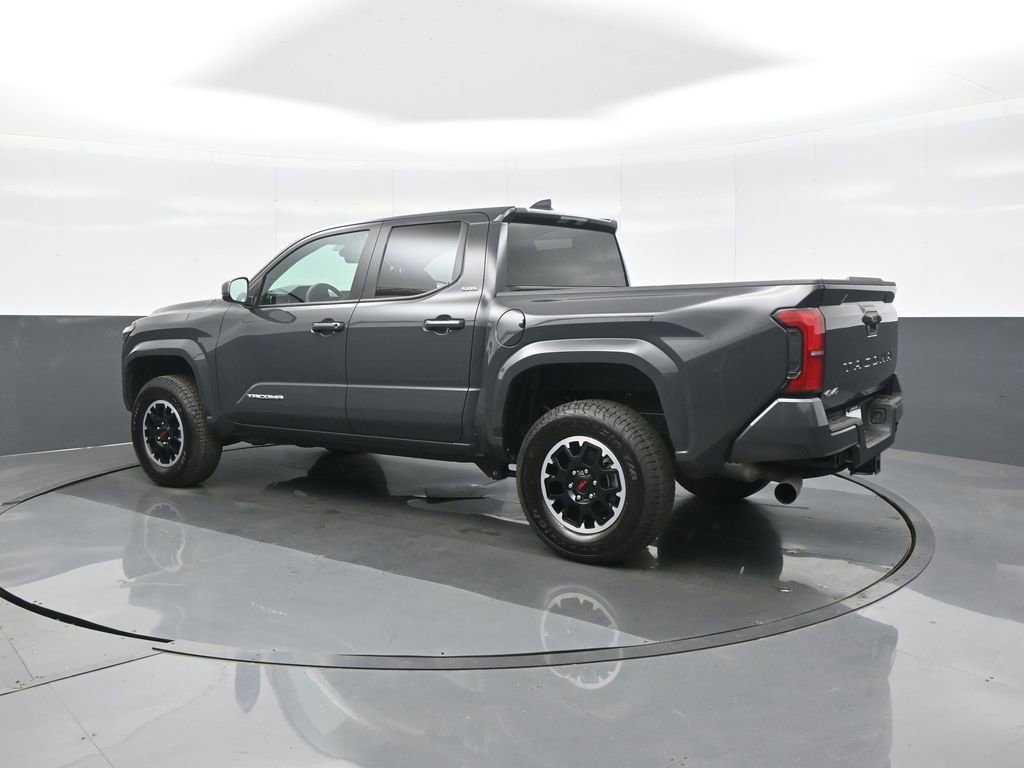 Certified 2025 Toyota Tacoma SR5 AWD/4WD image 7