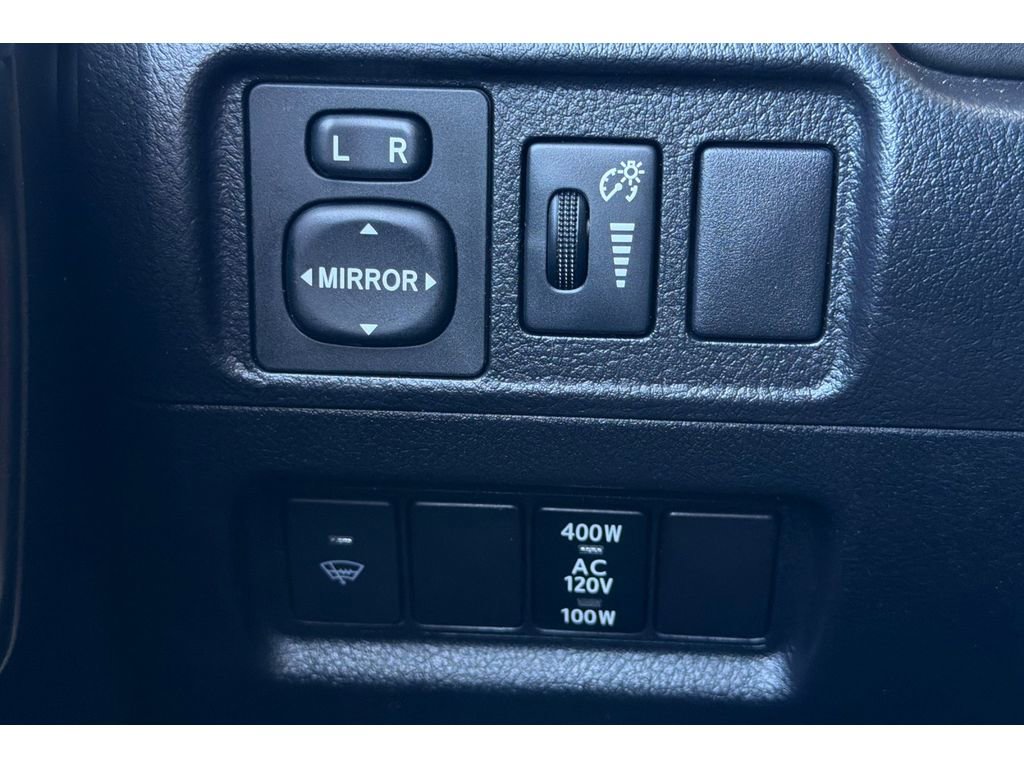 Used 2017 Toyota 4Runner SR5 image 31