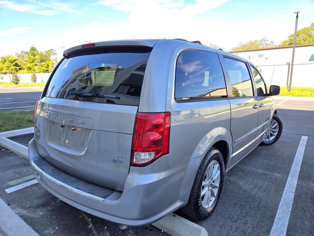 Used 2014 Dodge Grand Caravan SXT FWD image 7