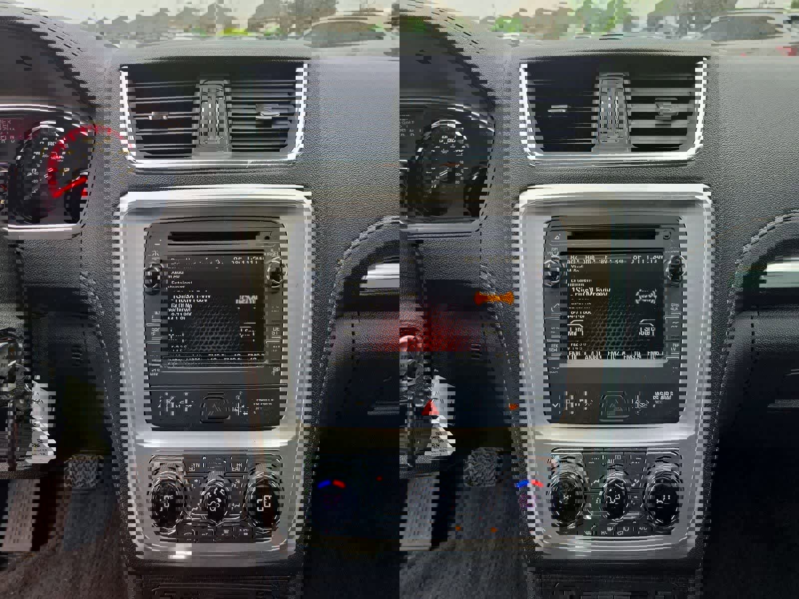 Used 2016 GMC Acadia SLT w/ Open Road Package AWD/4WD image 27