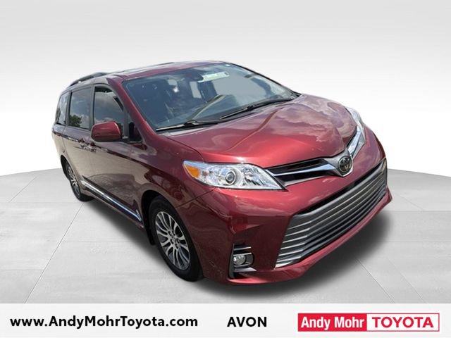 Used 2018 Toyota Sienna XLE