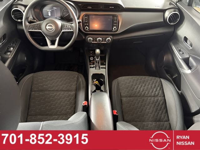 Certified 2023 Nissan Kicks SV image 2