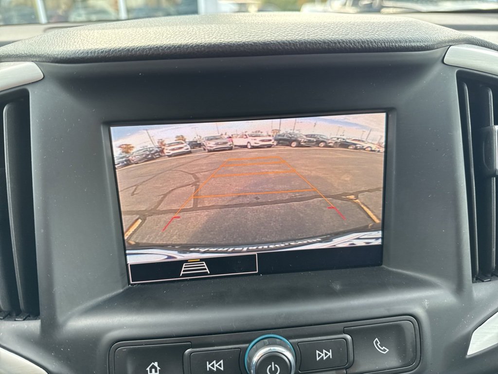 Used 2024 GMC Terrain SLE image 15