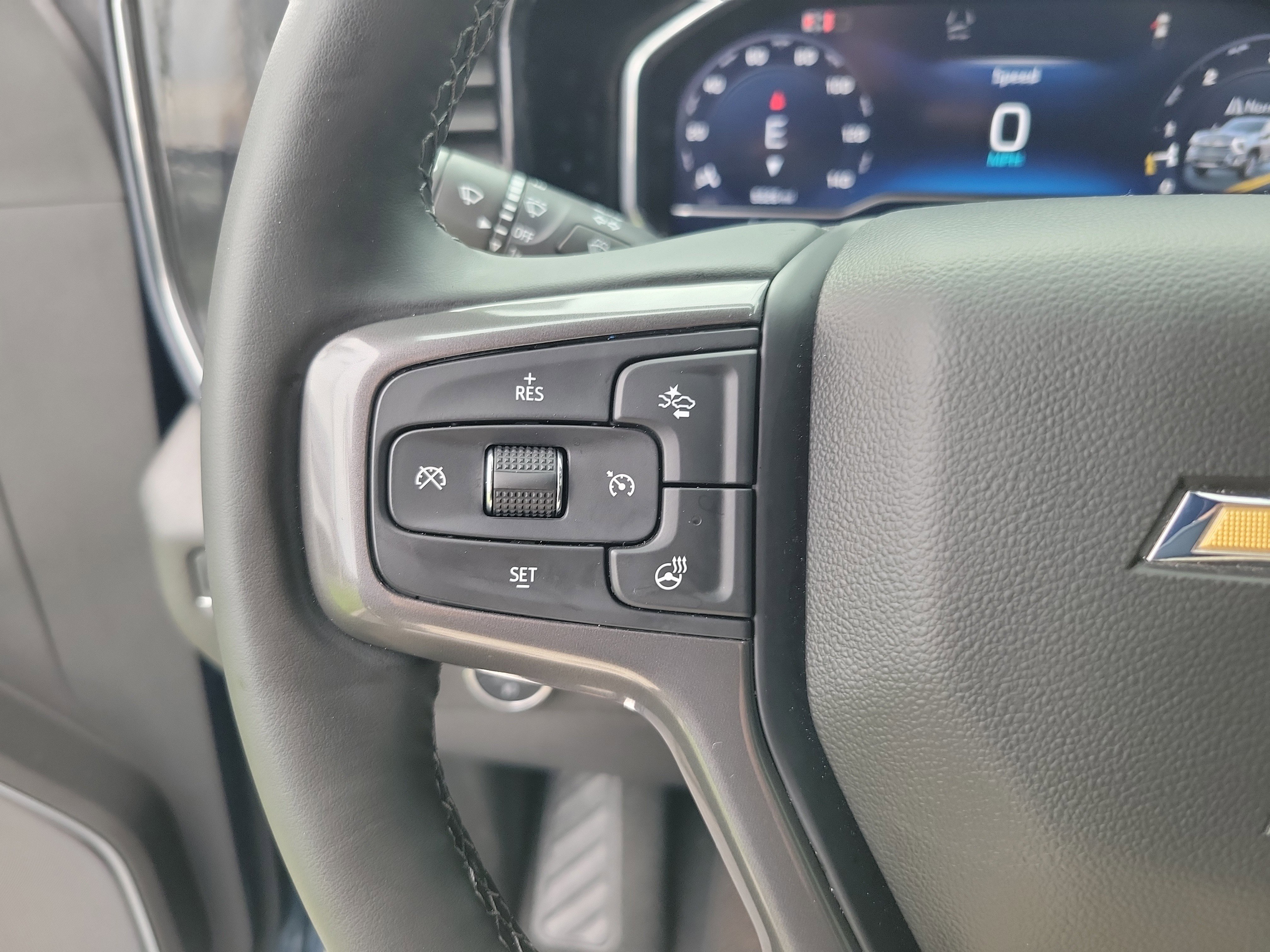 Used 2025 Chevrolet Silverado 3500 High Country w/ Technology Package image 21