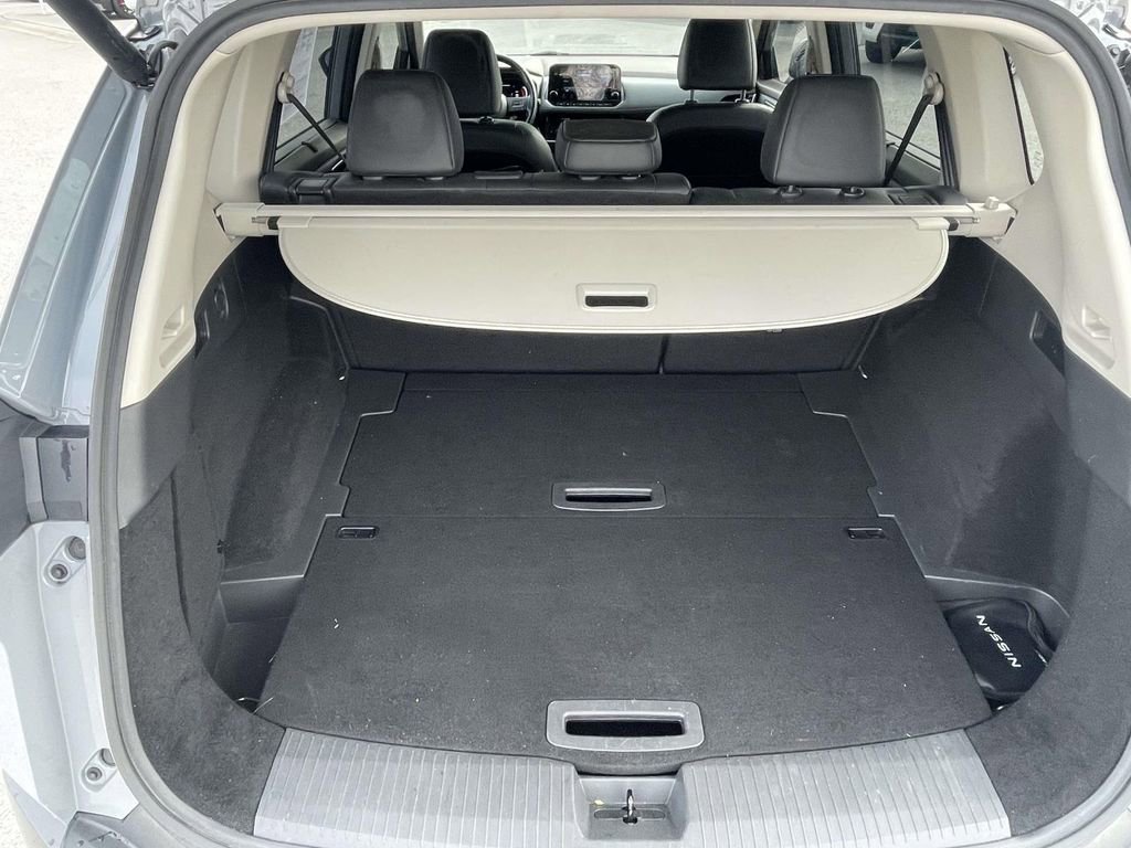 Used 2023 Nissan Rogue Platinum w/ Platinum Premium Package image 9