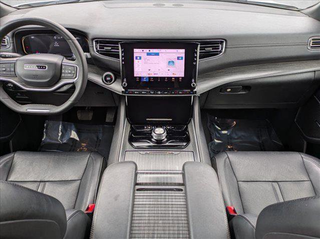 Used 2024 Jeep Wagoneer L Series II RWD image 22