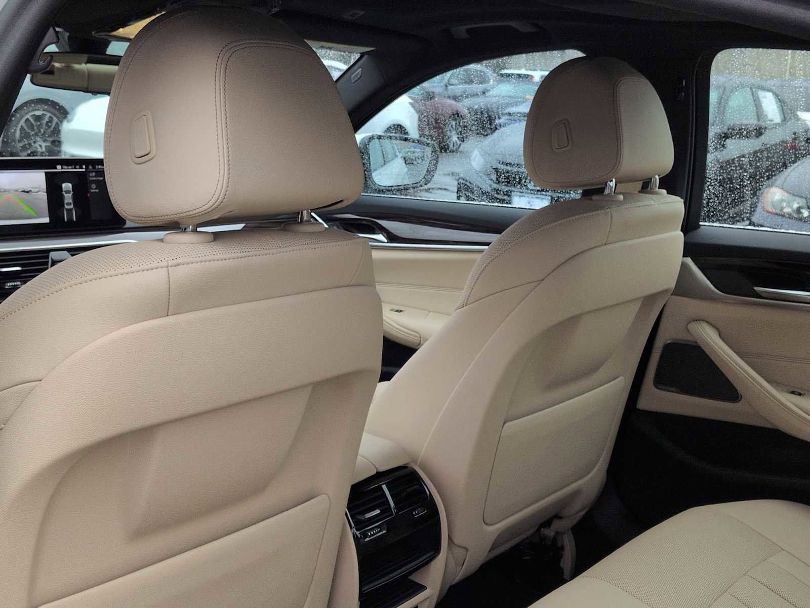 Used 2023 BMW 530i xDrive w/ Premium Package image 19