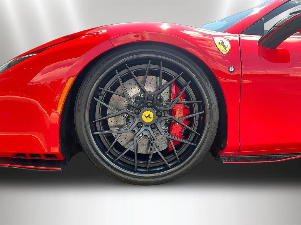 Used 2022 Ferrari F8 Tributo RWD image 29
