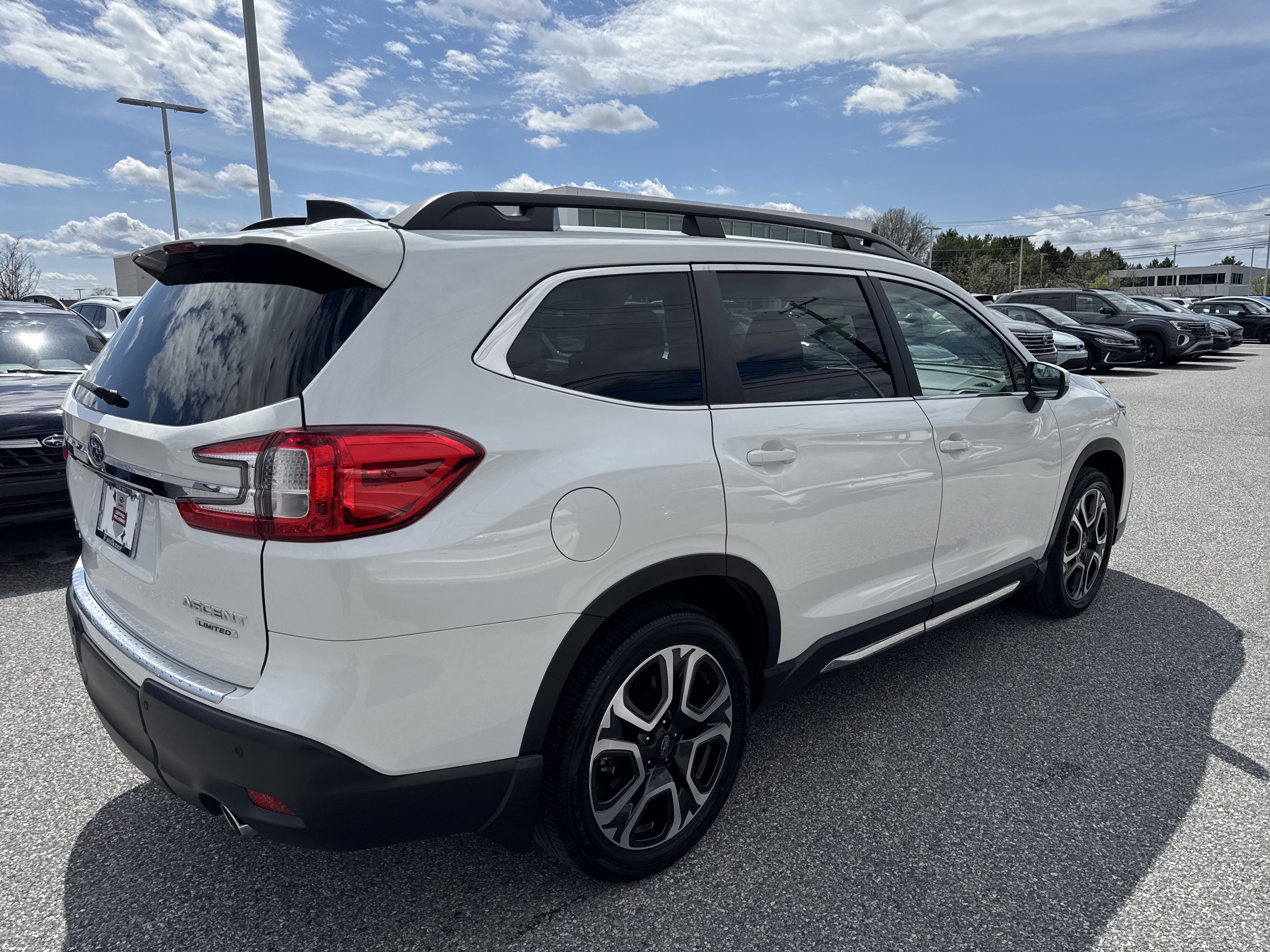 Certified 2023 Subaru Ascent Limited image 27