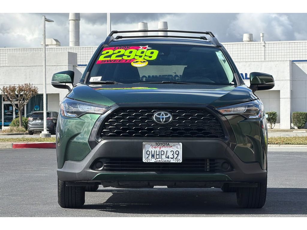 Used 2022 Toyota Corolla Cross LE AWD/4WD image 9