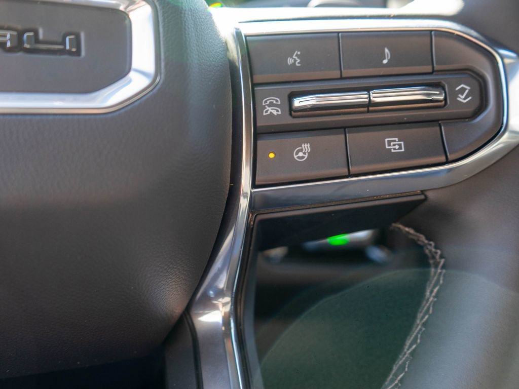 New 2026 GMC Yukon XL Denali w/ Denali Reserve Package image 24