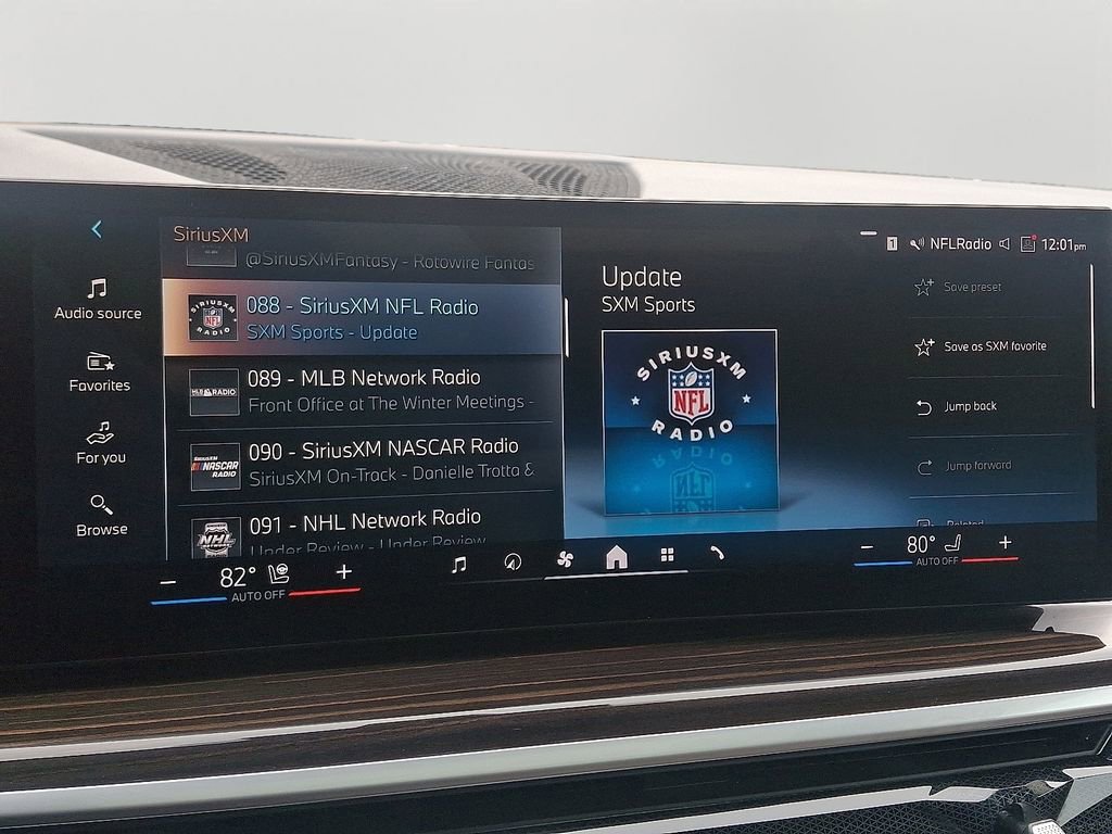 Certified 2024 BMW X7 xDrive40i image 18