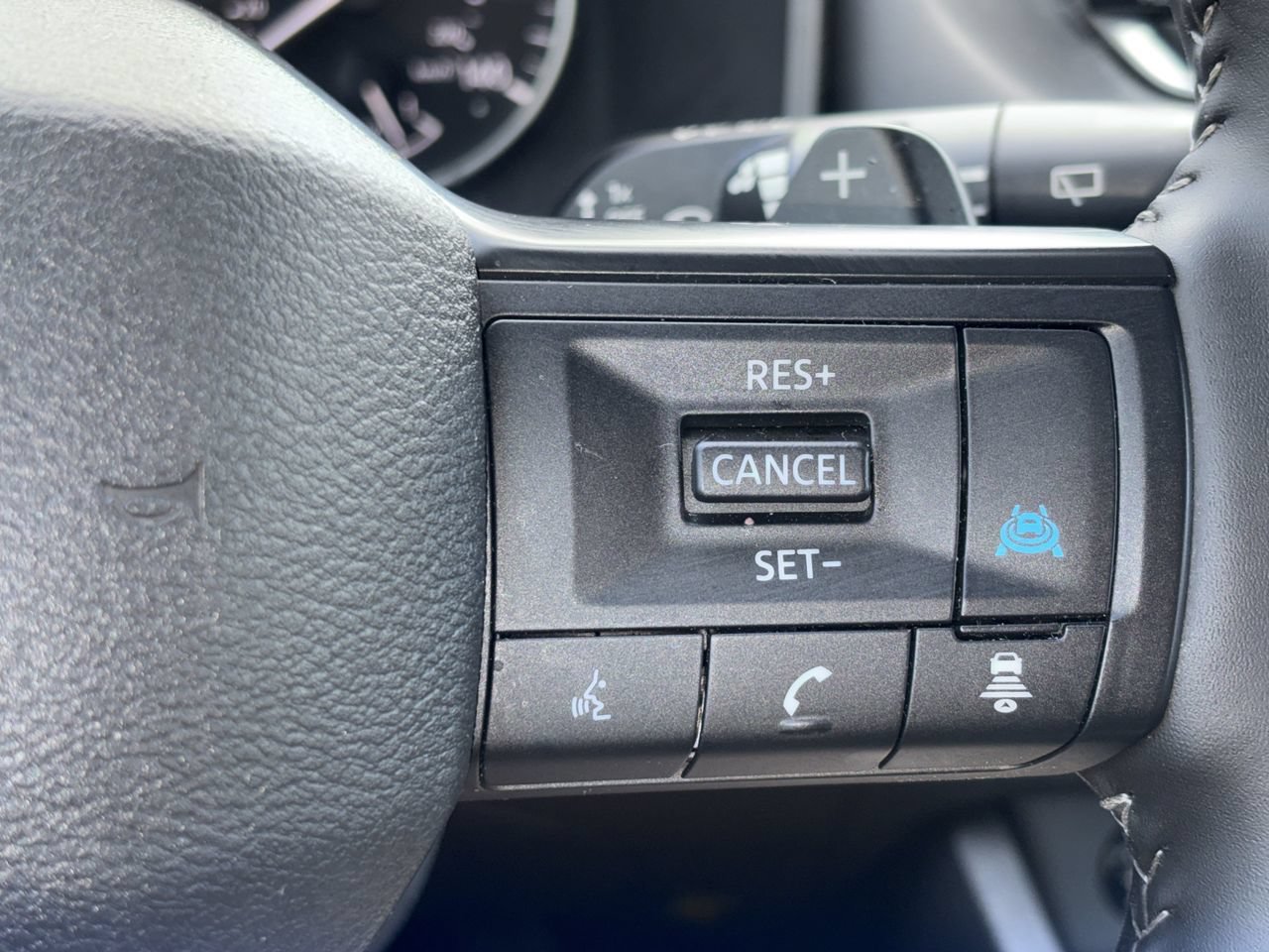 Certified 2025 Nissan Rogue SV w/ SV Premium Package FWD image 20