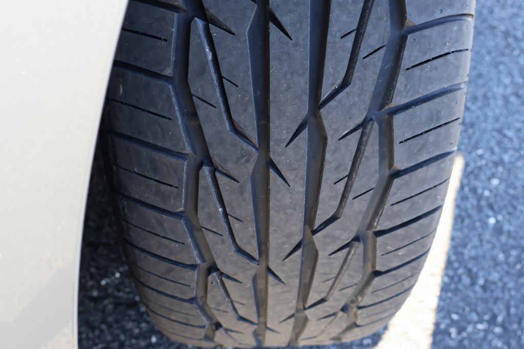 Used 2022 Lexus ES 300h w/ Luxury Package image 9