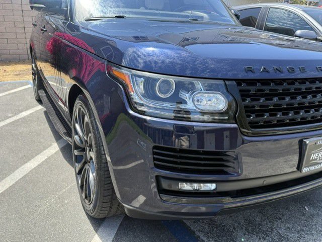 Used 2017 Land Rover Range Rover Supercharged AWD/4WD image 37