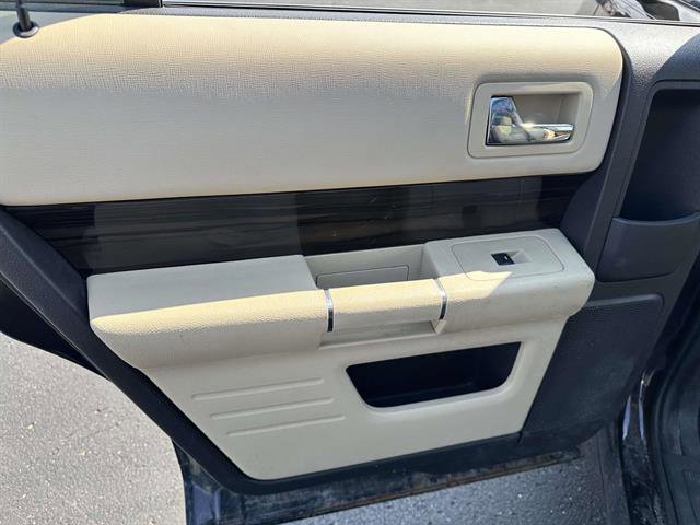 Used 2014 Ford Flex SEL w/ Equipment Group 202A image 19