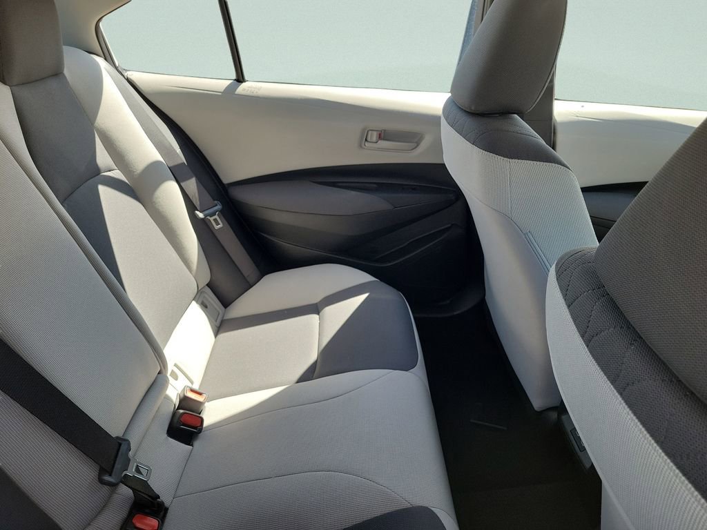 Used 2023 Toyota Corolla LE w/ LE Convenience Package image 7