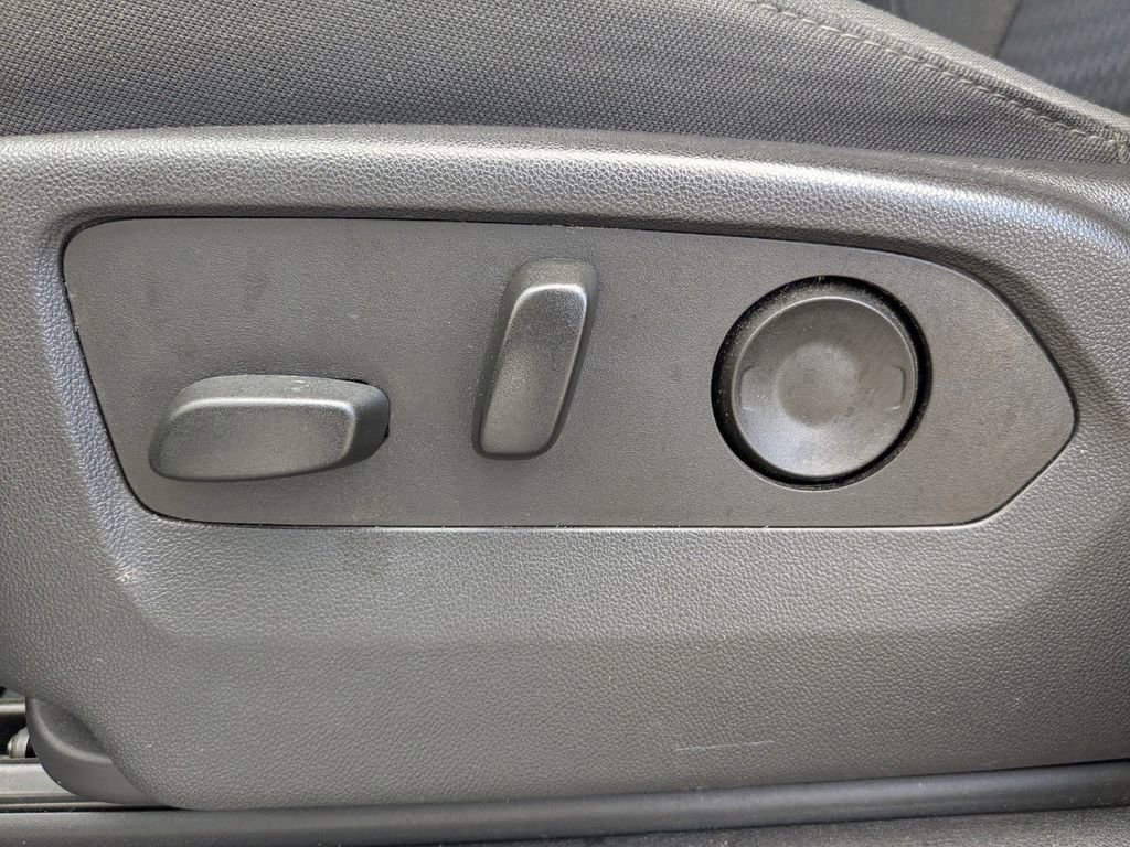 Used 2023 Chevrolet Silverado 1500 Custom w/ LPO, Dark Essentials Package image 20