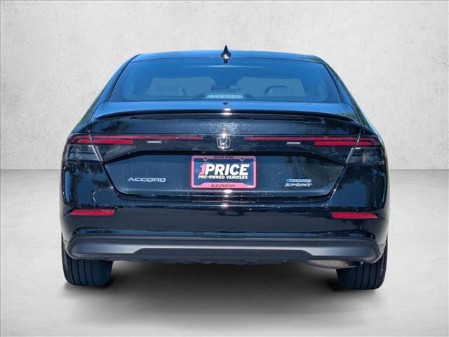 Used 2025 Honda Accord Sport image 7