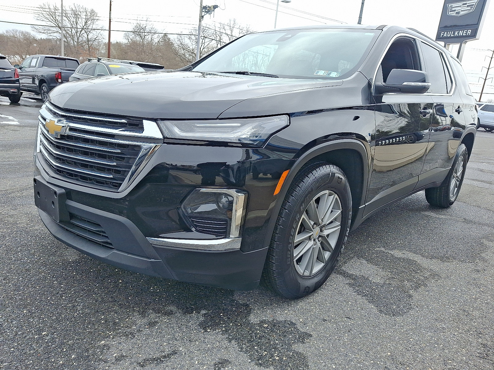 Certified 2023 Chevrolet Traverse LT image 3