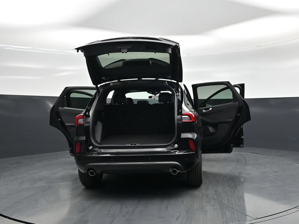 Certified 2023 Ford Escape ST-Line w/ Tech Pack #1 FWD image 34