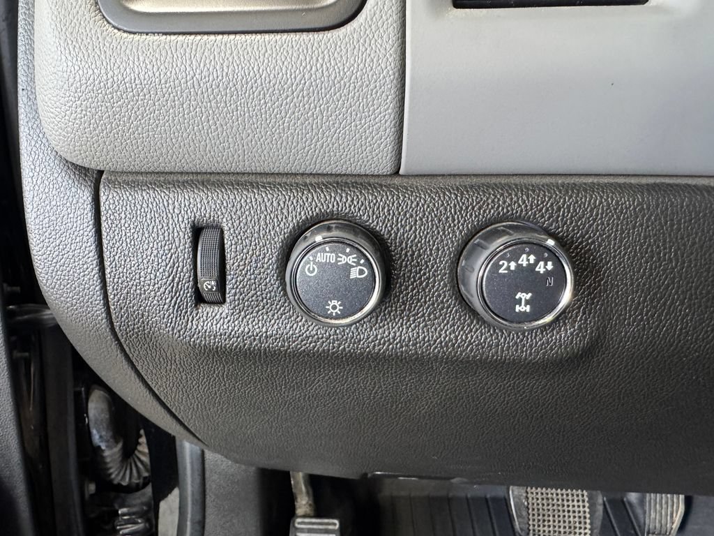 Used 2019 Chevrolet Colorado W/T w/ WT Convenience Package AWD/4WD image 17