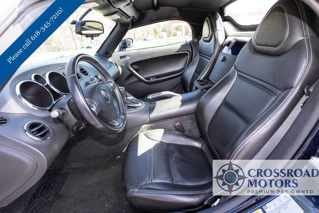 Used 2008 Pontiac Solstice Convertible w/ Premium Package image 11